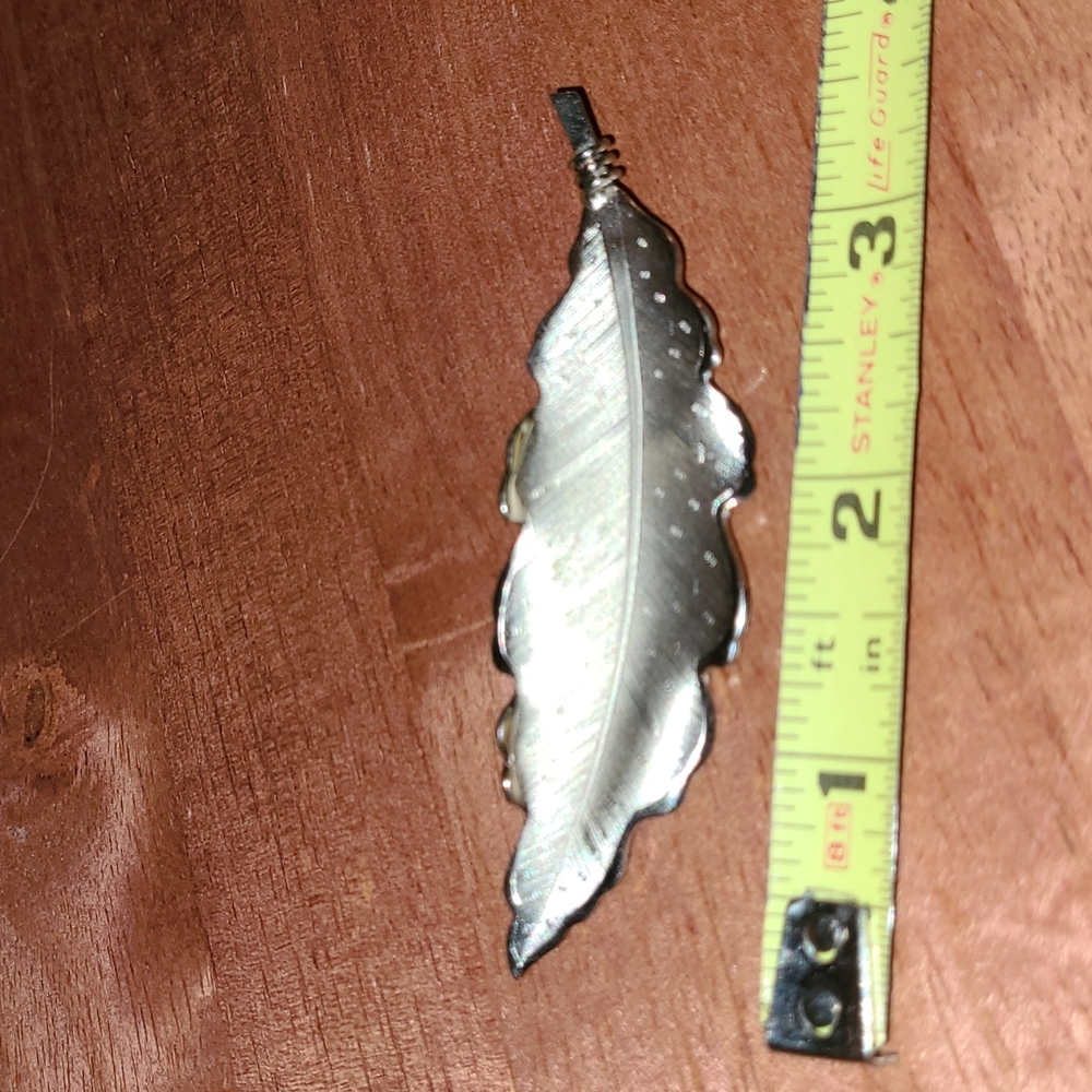 Vintage Brushed Silver-tone Brooch Long Leaf or Feather with stamped design MCM - Picture 8 of 8